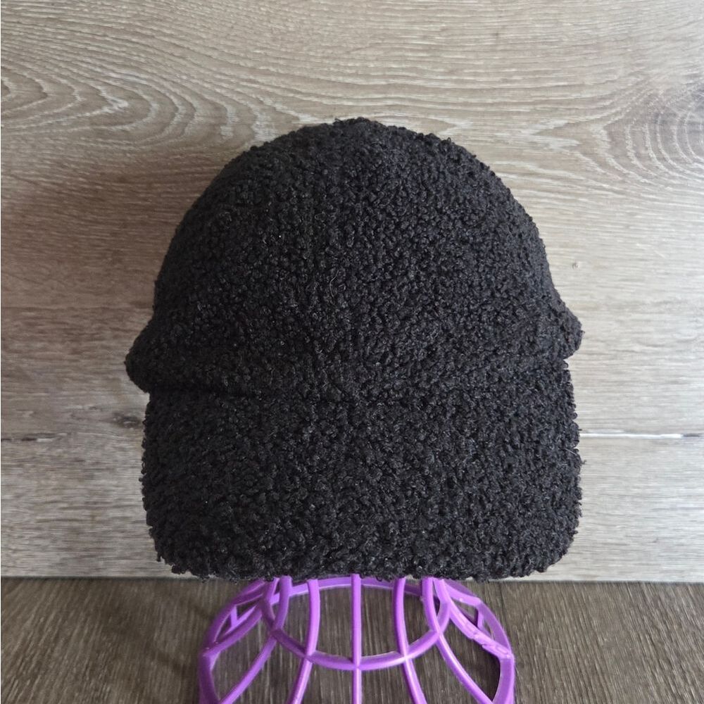 Black Sherpa Hat